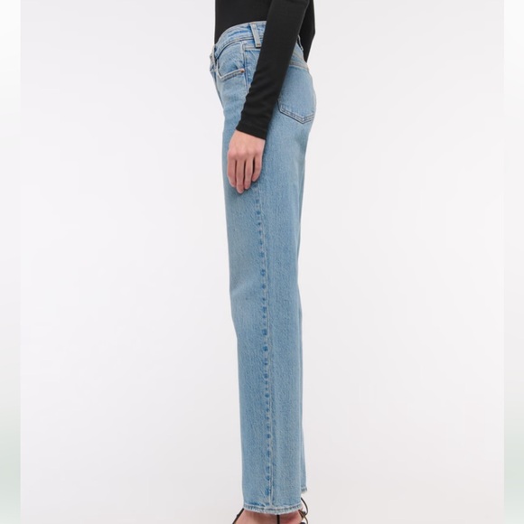 ABERCROMBIE CURVE LOVE MID RISE 90S STRAIGHT LEG JEAN - Picture 4 of 6